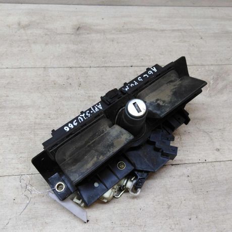 zamok-bagaznika-sedan-audi-a6-c5-28i-alg-art-46579-big-0