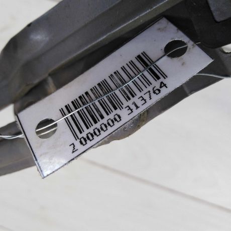 petlia-bagaznika-pravaia-sedan-bmw-e39-art-46949-big-2