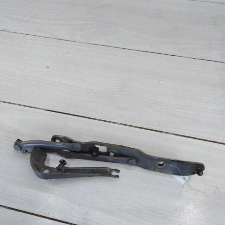 petlia-bagaznika-levaia-sedan-bmw-e39-art-46997-big-0