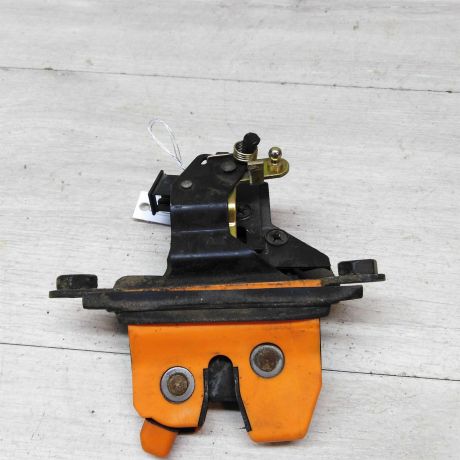 zamok-bagaznika-skoda-octavia-tour-liftback-art-47140-big-0