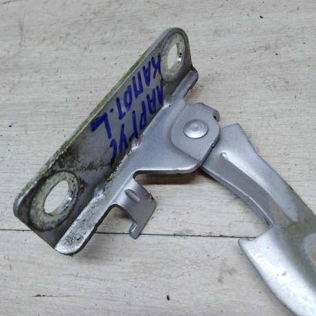 petlia-kapota-levaia-lada-largus-art-48031-big-0