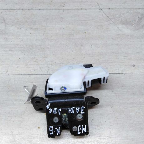 zamok-bagaznika-xetcbek-mazda-3-bl-art-48200-big-0