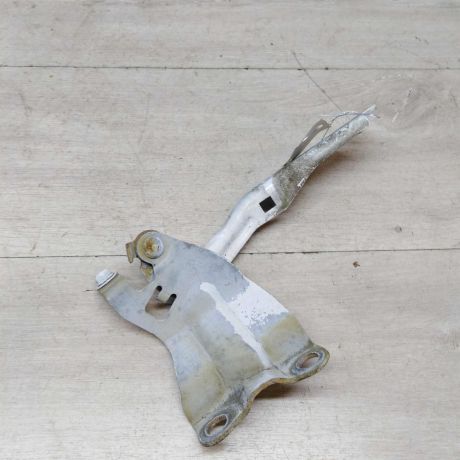 petlia-kapota-pravaia-mazda-3-bl-art-48230-big-0