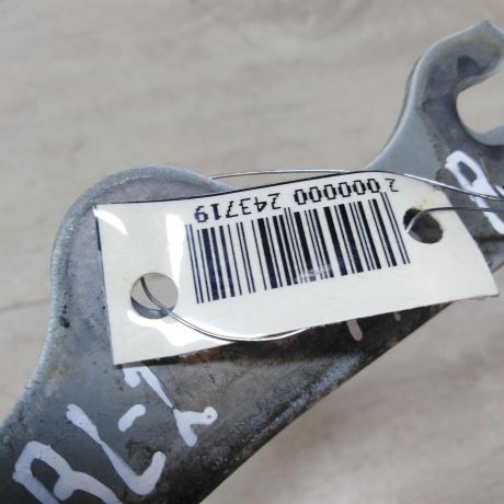 petlia-kapota-pravaia-mazda-3-bl-art-48230-big-1