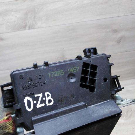 zamok-bagaznika-opel-zafira-b-sa2-art-48507-big-2