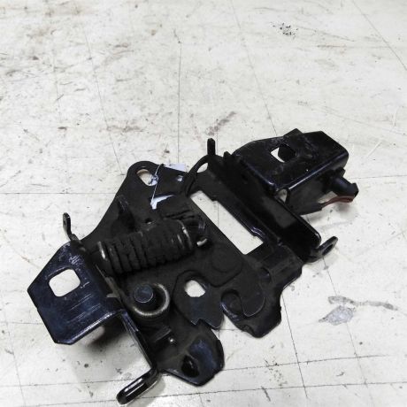 zamok-kapota-skoda-superb-i-rest-art-48825-big-1