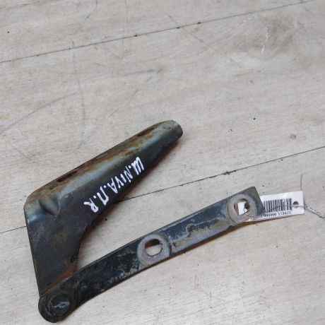 petlia-kapota-pravaia-chevrolet-niva-07gv-art-49074-big-0