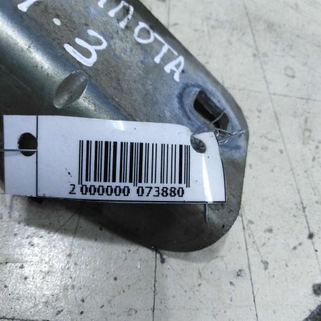 petlia-kapota-pravaia-renault-scenic-1-do-rest-art-49537-big-2