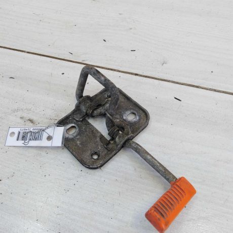 zamok-kapota-rucka-otkryvaniia-volkswagen-polo-sedan-art-49656-big-0