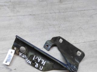 petlia-kapota-pravaia-nissan-almera-ii-n16-art-49749