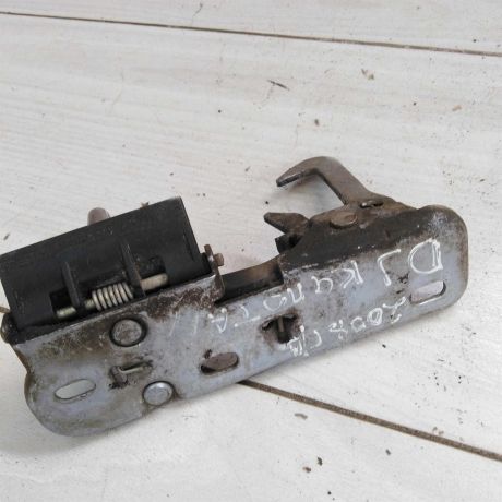 zamok-kapota-obratnaia-cast-volkswagen-jetta-5-golf-5-art-50070-big-0