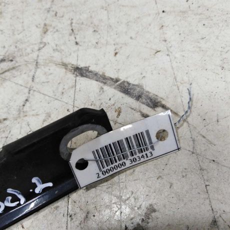 petlia-kapota-levaia-audi-a6-c5-art-50813-big-1