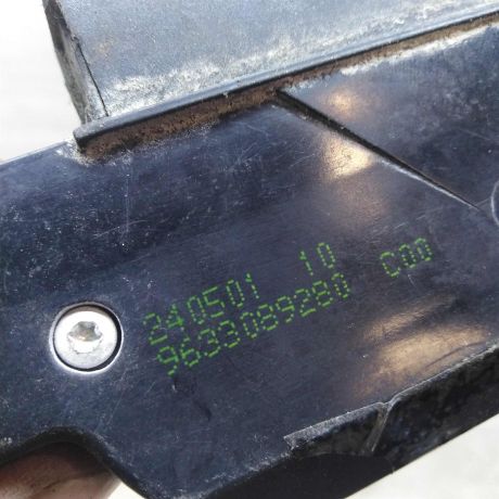 zamok-bagaznika-peugeot-307-art-51072-big-1