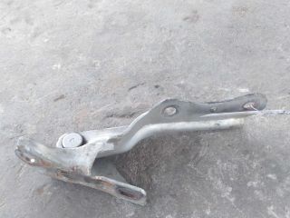 petlia-kapota-levaia-hyundai-elantra-iii-xd-2-art-51312