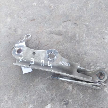 petlia-kapota-levaia-hyundai-elantra-iii-xd-2-art-51312-big-1