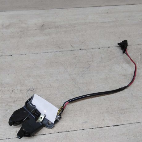 zamok-bagaznika-sedan-nissan-primera-p12-art-51416-big-2