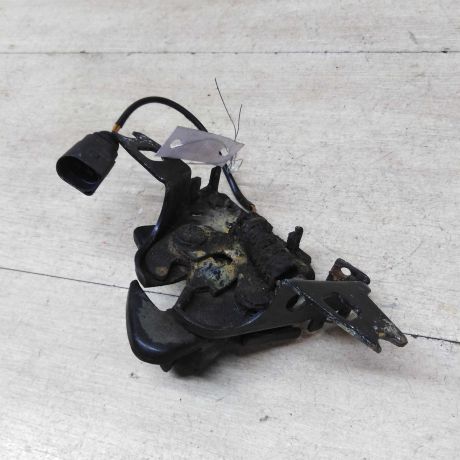 zamok-kapota-skoda-octavia-tour-art-51644-big-2