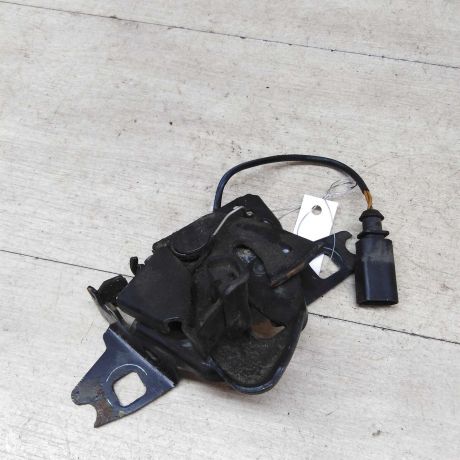 zamok-kapota-skoda-octavia-tour-art-51644-big-0