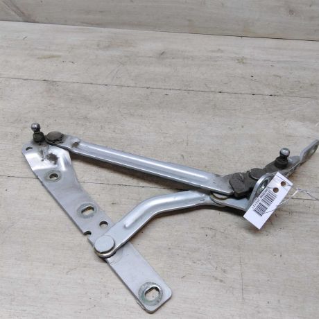 petlia-kryski-bagaznika-levaia-sedan-ford-focus-2-art-52076-big-0