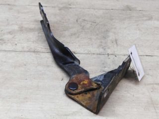 petlia-kapota-mitsubishi-lancer-9-levaia-art-52273