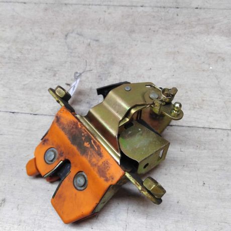 zamok-bagaznika-skoda-octavia-tour-do-rest-art-52616-big-2