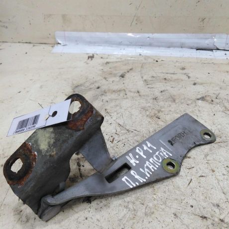 petlia-kapota-pravaia-nissan-primera-p11-art-52855-big-0