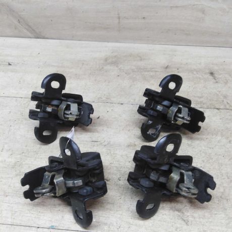 petlia-dveri-bagaznika-lada-largus-art-53131-big-3