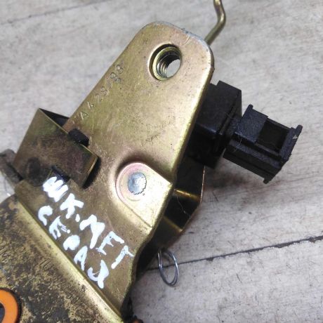 zamok-bagaznika-skoda-octavia-tour-art-53138-big-3