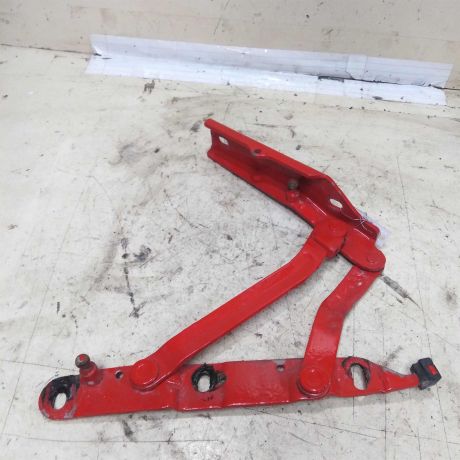 petlia-bagaznika-levaia-audi-80-b3-sedan-art-53436-big-0