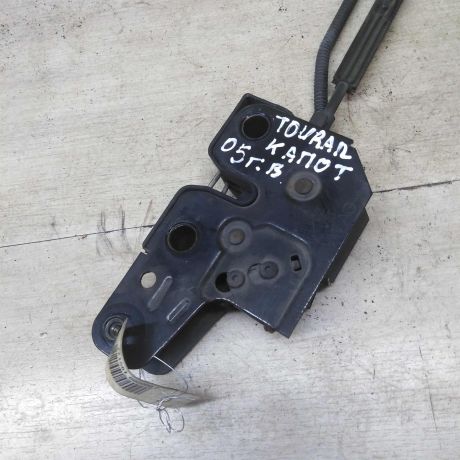zamok-kapota-volkswagen-touran-06-gv-art-53666-big-1