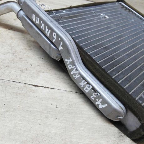 radiator-otopitelia-salona-pecki-mazda-3-bk-sedan-art-54215-big-2