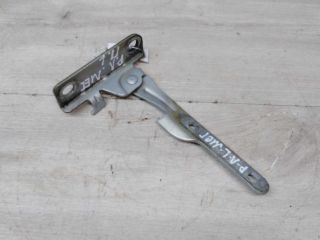 petlia-kapota-levaia-renault-logan-09gv-art-54662