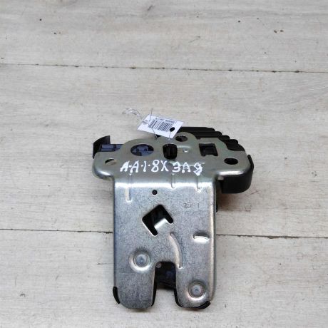 zamok-bagaznika-audi-a1-i-8x-art-54913-big-0