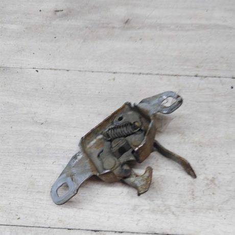 zamok-kapota-renault-logan-09-gv-art-54973-big-2