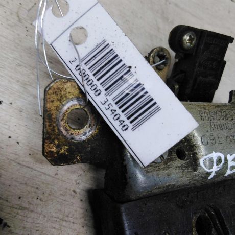 zamok-bagaznika-sedan-volkswagen-passat-b4-art-54991-big-4