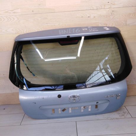 kryska-bagaznika-toyota-corolla-ix-e120-e130-e12-xetcbek-art-56389-big-0