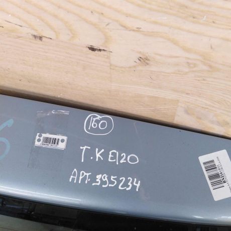 kryska-bagaznika-toyota-corolla-ix-e120-e130-e12-xetcbek-art-56389-big-3