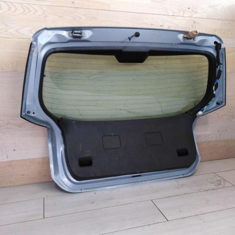 kryska-bagaznika-toyota-corolla-ix-e120-e130-e12-xetcbek-art-56389-big-2