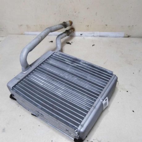 radiator-pecki-otopitelia-salona-ford-focus-1-art-56639-big-0