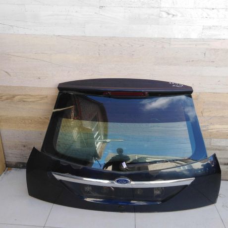 kryska-bagaznika-ford-focus-1-xetcbek-defekt-art-56804-big-0