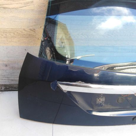 kryska-bagaznika-ford-focus-1-xetcbek-defekt-art-56804-big-1