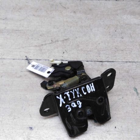 zamok-kryski-bagaznika-hyundai-tucson-1-art-57005-big-0