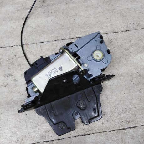 zamok-kryski-bagaznika-bmw-x5-i-53-rest-art-57078-big-2