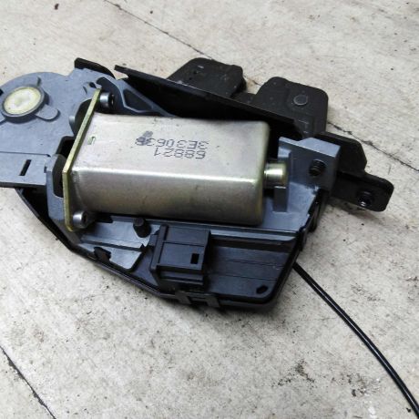 zamok-kryski-bagaznika-bmw-x5-i-53-rest-art-57078-big-4