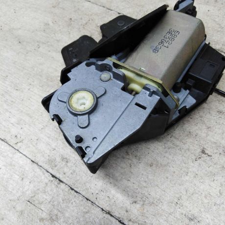 zamok-kryski-bagaznika-bmw-x5-i-53-rest-art-57078-big-5