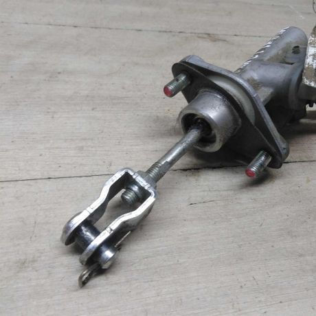 cilindr-scepleniia-glavnyi-mitsubishi-lancer-9-art-57645-big-1