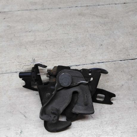 zamok-kapota-skoda-octavia-tour-art-57646-big-0