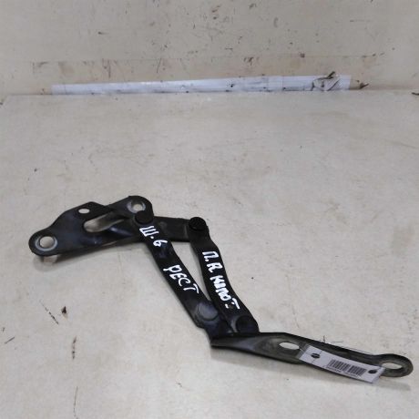 petlia-kapota-pravaia-volkswagen-sharan-rest-art-57899-big-0