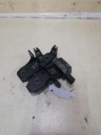 zamok-kryski-bagaznika-renault-duster-i-art-58414-big-1