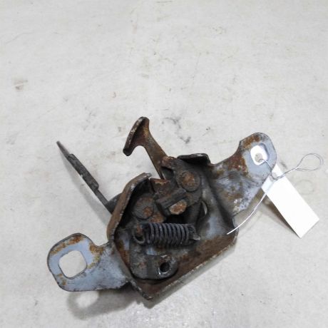 zamok-kapota-renault-duster-i-art-58418-big-1